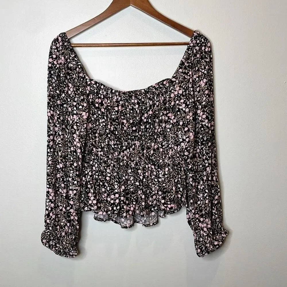 J. Crew Puff-sleeve drapey crepe top in fall garden floral Size Small